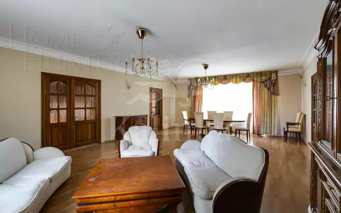 2-этажный коттедж 730 м² с отделкой