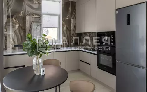 2-этажный коттедж 220 м² с отделкой