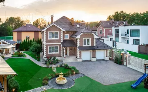 КОТТЕДЖ 700 м² с отделкой