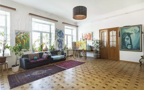 5-КОМН. КВАРТИРА С ОТДЕЛКОЙ 222.8 М² НА 3 ЭТАЖЕ