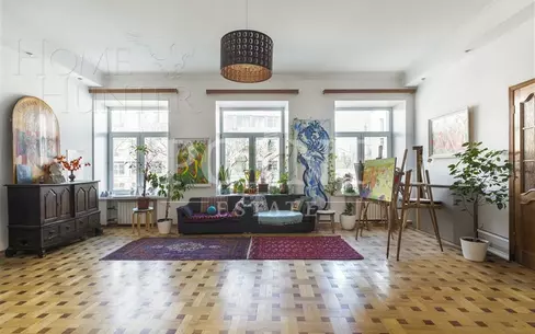 5-КОМН. КВАРТИРА С ОТДЕЛКОЙ 222.8 М² НА 3 ЭТАЖЕ