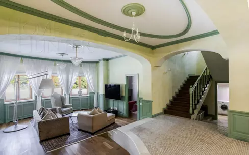 3-этажный коттедж 556 м² с отделкой