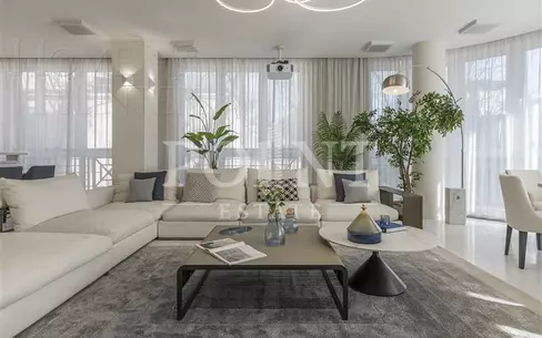 4-КОМН. КВАРТИРА С ОТДЕЛКОЙ 199 М² НА 2 ЭТАЖЕ