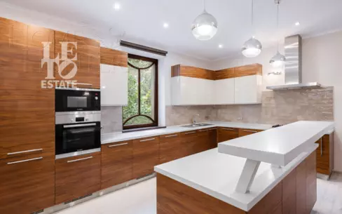 2-этажный коттедж 607 м² с отделкой