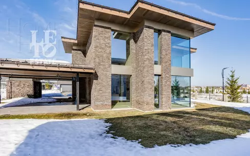 2-этажный коттедж 389 м² с отделкой