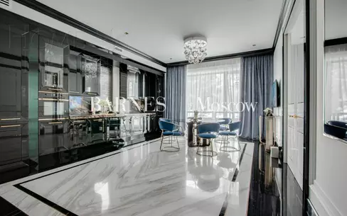 2-этажный коттедж 1 000 м² с отделкой