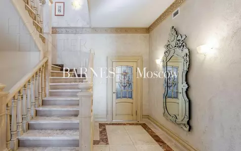 2-этажный коттедж 410 м² с отделкой