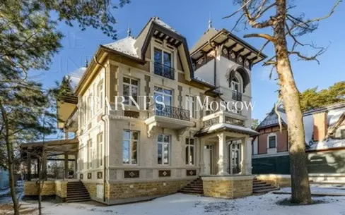 3-этажный коттедж 1 077.1 м² без отделки