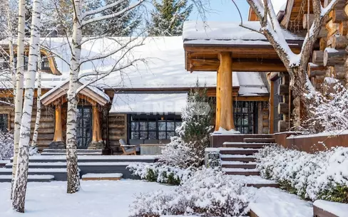 2-этажный коттедж 326.5 м² с отделкой