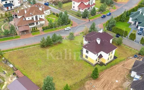 2-этажный коттедж 700 м² без отделки