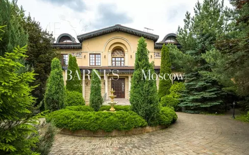 2-этажный коттедж 1 400 м² с отделкой