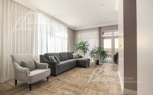 2-этажный коттедж 223 м² с отделкой