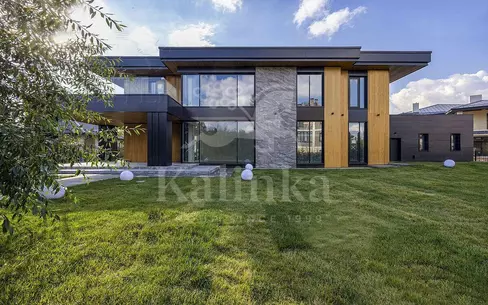 2-этажный коттедж 853.2 м² без отделки