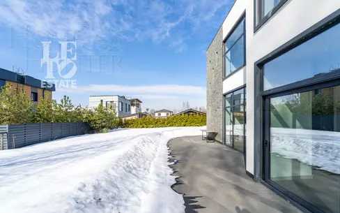 2-этажный коттедж 150 м² с отделкой