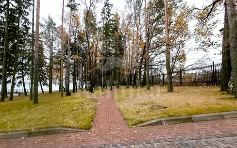 Участок 70.09 сот. в охраняемом поселке