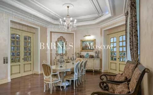 2-этажный коттедж 1 400 м² с отделкой