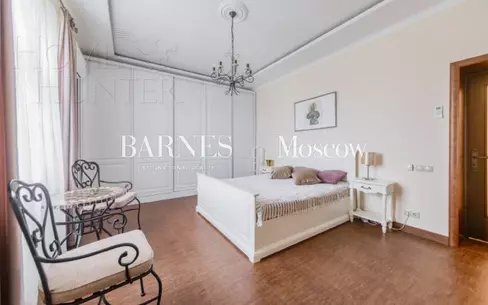 2-этажный коттедж 525 м² с отделкой