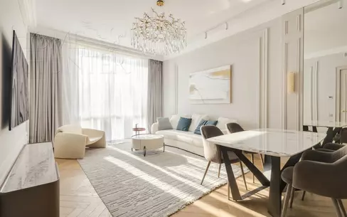 4-КОМН. КВАРТИРА С ОТДЕЛКОЙ 140 М² НА 10 ЭТАЖЕ