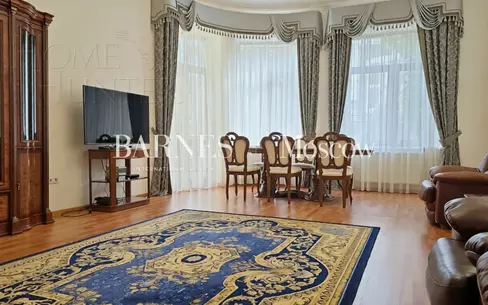 2-этажный таунхаус 286 м² с отделкой