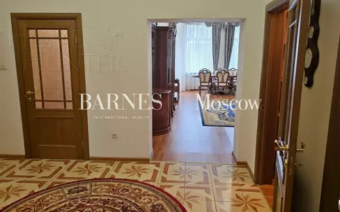 2-этажный таунхаус 286 м² с отделкой