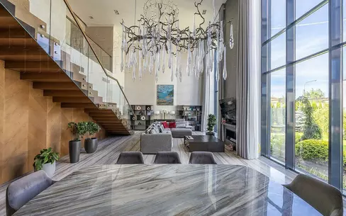 2-этажный коттедж 570 м² с отделкой