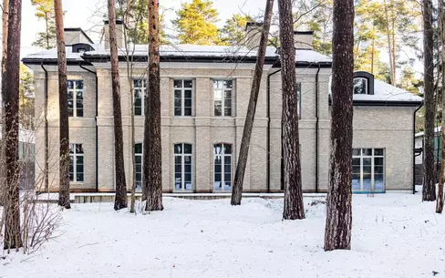 2-этажный коттедж 850 м² без отделки