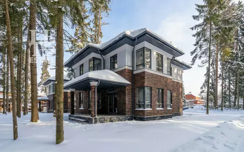 2-этажный коттедж 270 м² без отделки