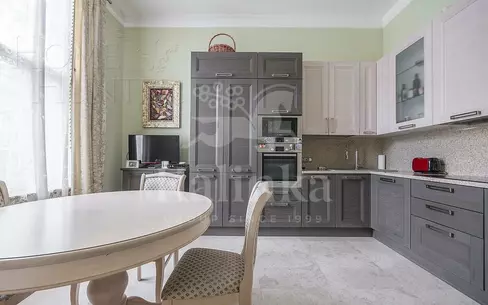 2-этажный таунхаус 350 м² с отделкой