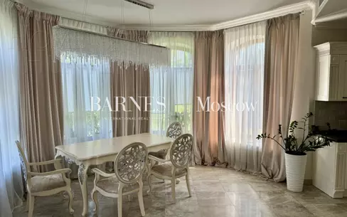 2-этажный коттедж 400 м² с отделкой