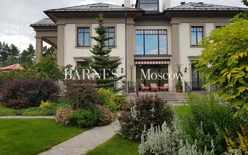 2-этажный коттедж 1 094 м² с отделкой