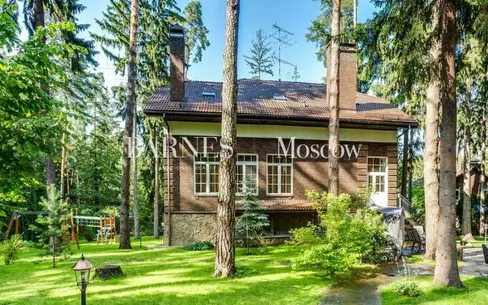 2-этажный коттедж 550 м² с отделкой