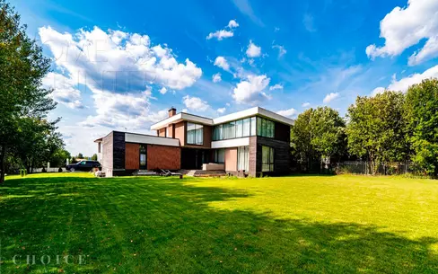 2-этажный коттедж 542 м² с отделкой