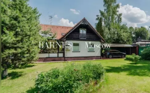 2-этажный коттедж 300 м² с отделкой