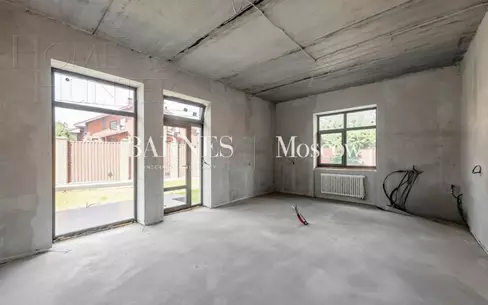 2-этажный коттедж 340 м² без отделки