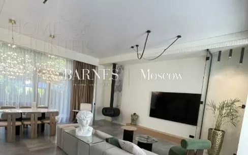 2-этажный таунхаус 250 м² с отделкой