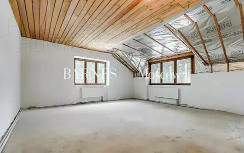 2-этажный коттедж 640 м² без отделки