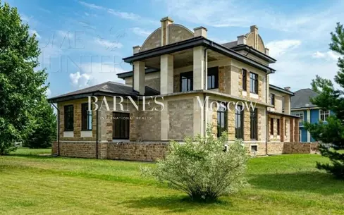 3-этажный коттедж 773 м² без отделки