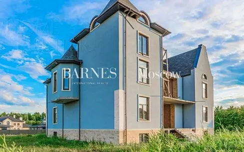 2-этажный коттедж 1 082 м² без отделки