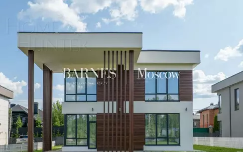 2-этажный коттедж 261 м² с отделкой