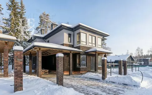 2-этажный коттедж 270 м² без отделки