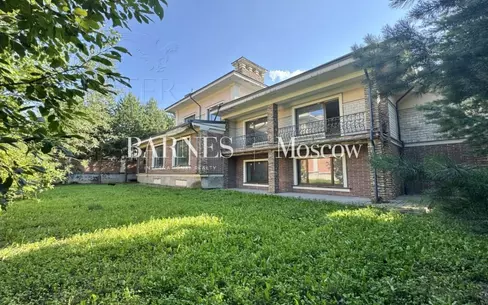 2-этажный коттедж 864.9 м² без отделки