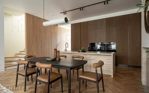 3-этажный таунхаус 277 м² с отделкой