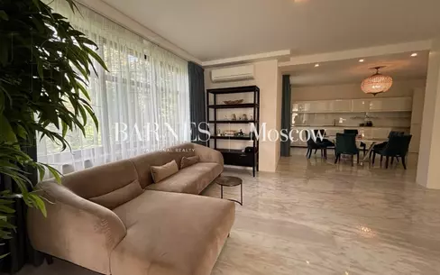 2-этажный коттедж 700 м² с отделкой