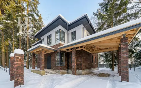 2-этажный коттедж 300 м² без отделки