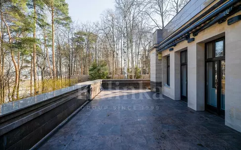 2-этажный коттедж 718 м² с отделкой