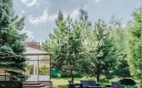 2-этажный коттедж 300 м² с отделкой