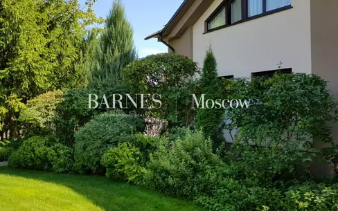 2-этажный коттедж 1 094 м² с отделкой