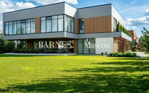 2-этажный коттедж 730 м² с отделкой