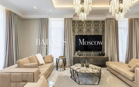 3-этажный коттедж 1 100 м² с отделкой