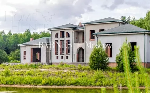 2-этажный коттедж 1 400 м² без отделки